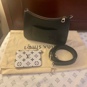 Louis Vuitton Black Epi Marelle